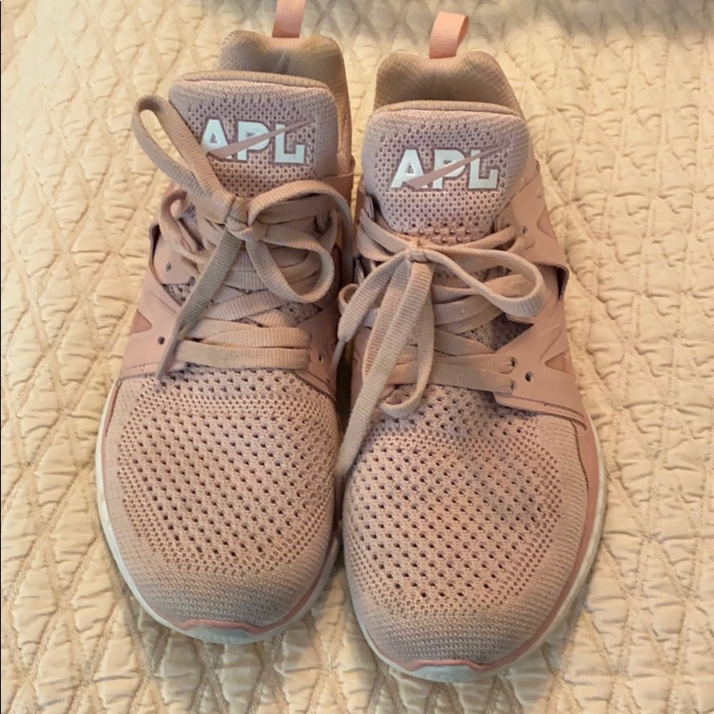 APL Running Shoes